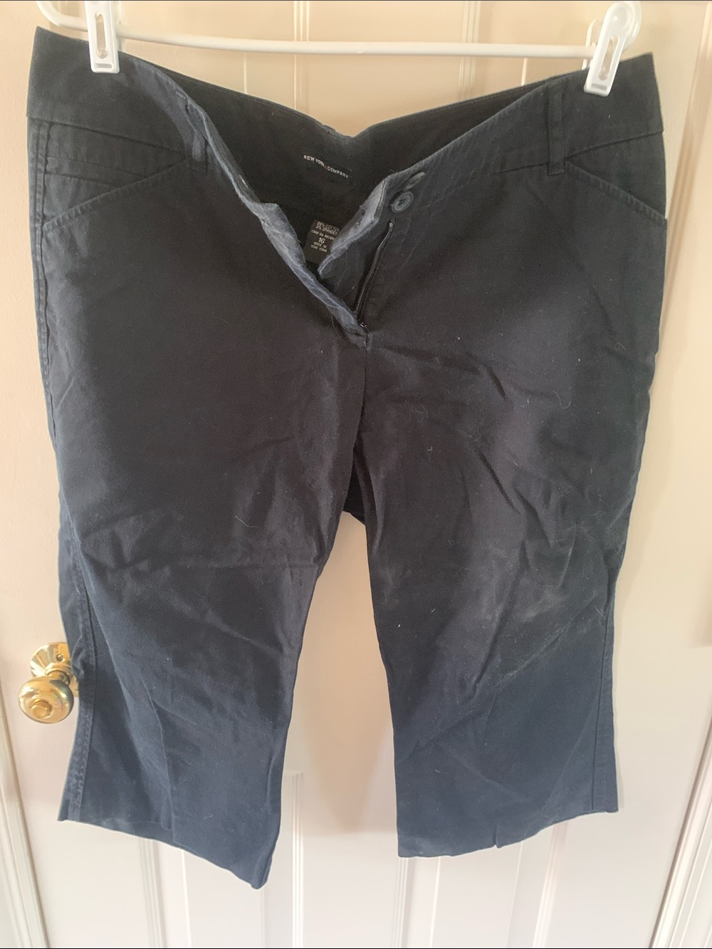 New York & Company Black Capris